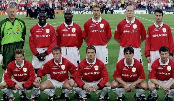 他在中场的 他在中场的